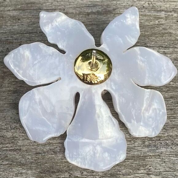 NWT New Lele Sadoughi White Mother of Pearl Wallflower Button Post Earrings - Picture 9 of 11